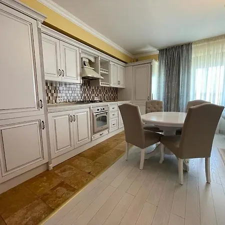 公寓 Hedda Apartment,